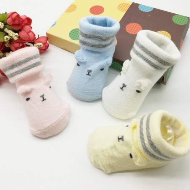 Kaos kaki bayi 0-3 bulan / baby 4 warna 0 bulan 1 bulan 2 bulan 3 bulan 0bulan 1bulan 2bulan 3bulan 