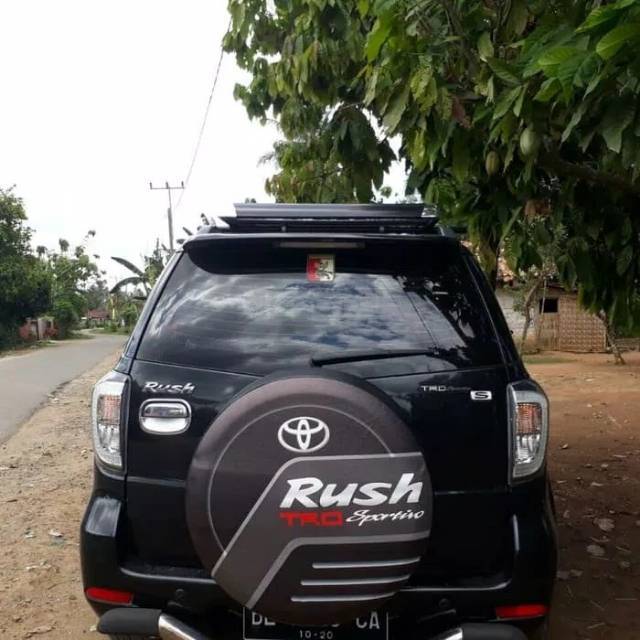 Cover ban Rush sarung ban Terios/jeep kain kulit sintetis