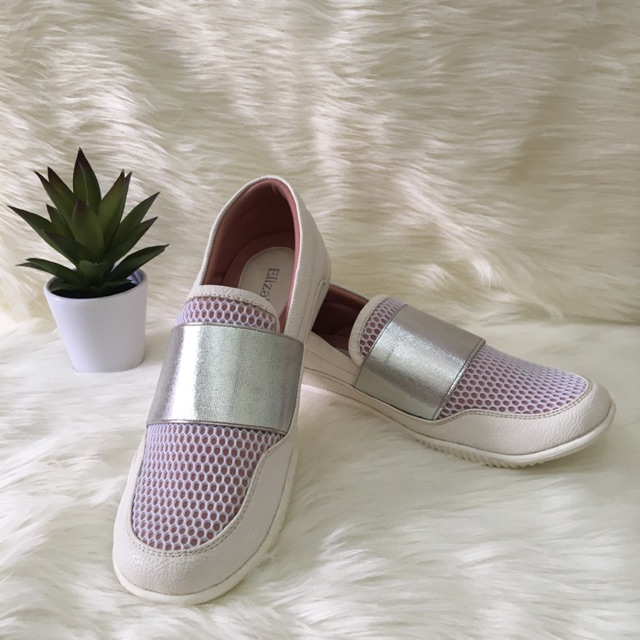 PRELOVED SEPATU WANITA ELIZABETH PUTIH PINK