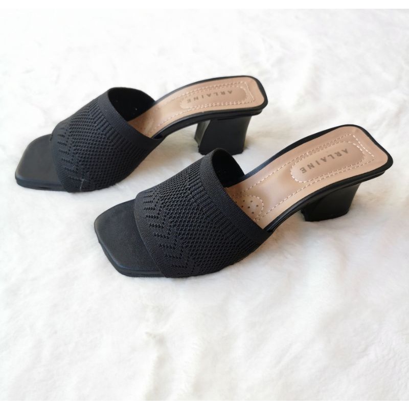 Arlaine- Gisela Sandal Heels Wanita / Sandal Rajut Wanita