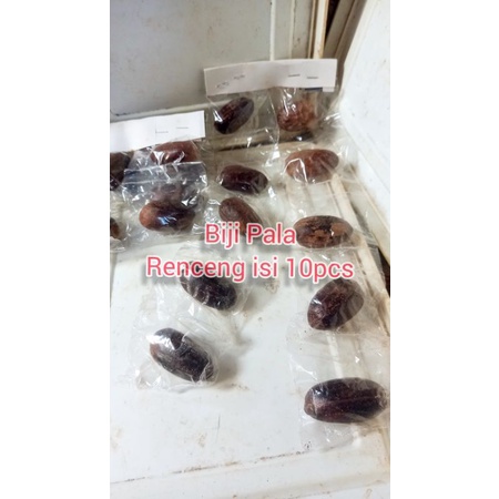 

Bumbu masak - Biji pala renceng