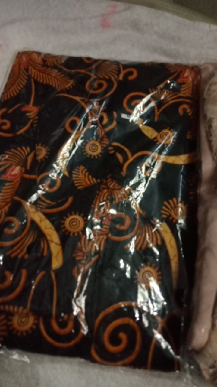 Maura Couple - Sania Ruffle Batik Couple Ori Ndoro Jowi Dnt Garansi Termurah Shopee - Sarwendah