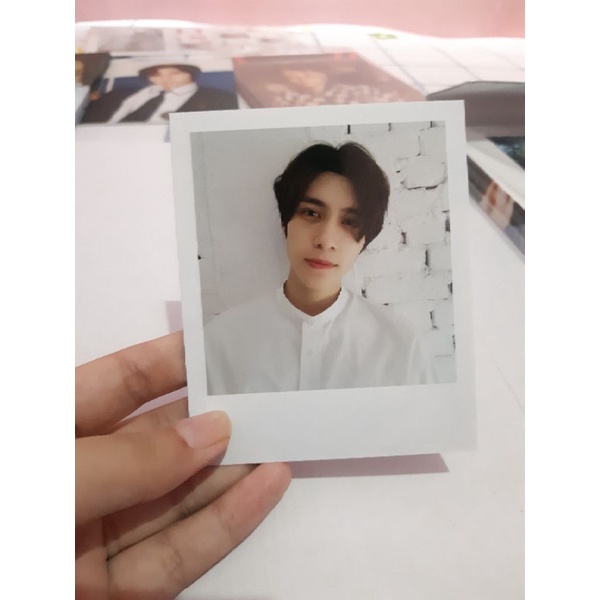 Polaroid Photobook Holiday WayV Hendery no pc