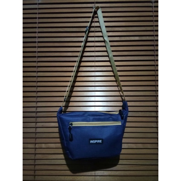 tas selempang inspire biru navi