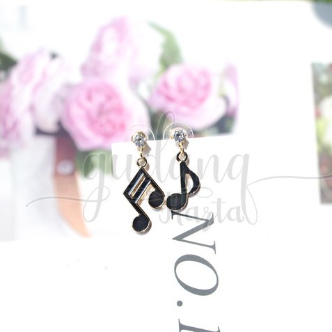 Anting Stud Music Note Earring Tanga Nada Black And White GH 203458