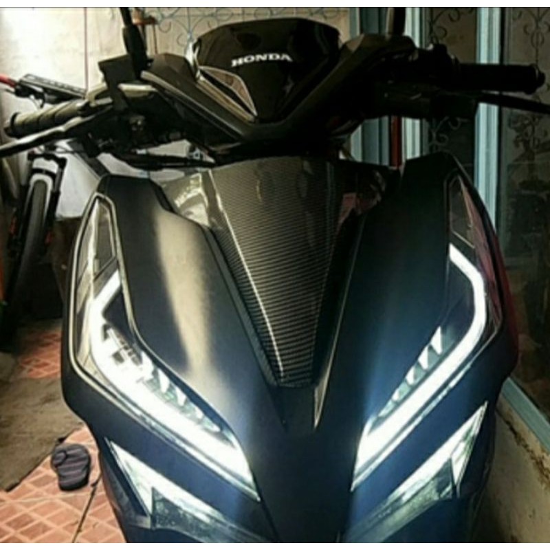 Cover tutup dasi Dada depan carbon nemo new Vario 125 150