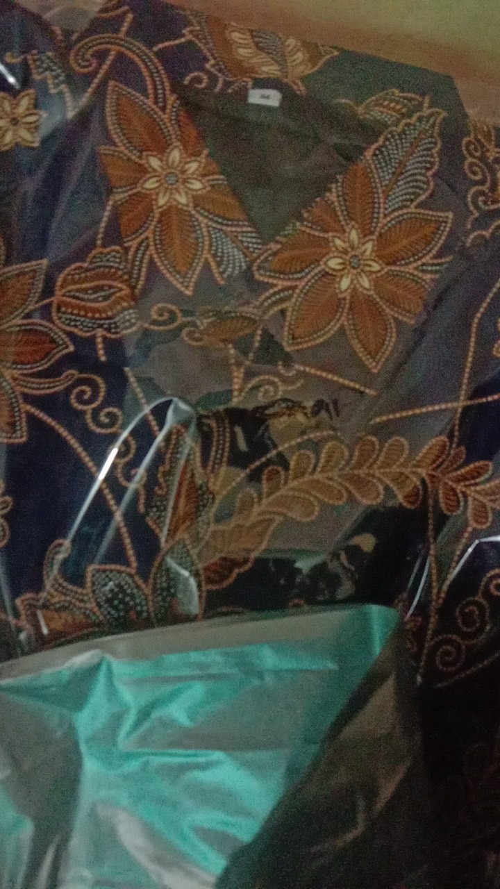 Batik Solo Kembang Biru Pendek Kemeja Pria Katun Halus Sragenan Full Furing