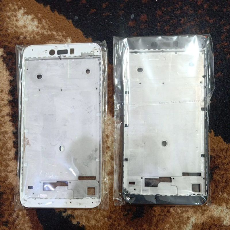 FRAME MIDDLE TULANG TENGAH RANGKA LCD XIAOMI REDMI NOTE 5A ORIGINAL COPOTAN