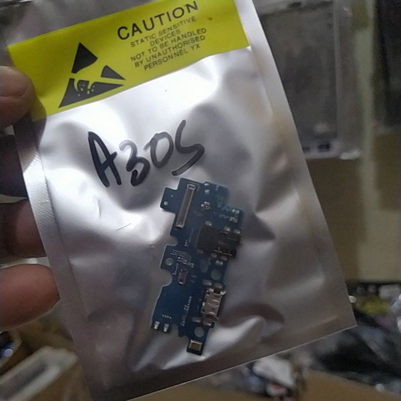 FLEXIBEL CONEXTOR CHARGER SAMSUNG A30S/ A307 PAPAN CHARGER BOARD UI + MIC CONEXTOR CAS ORYGINAL