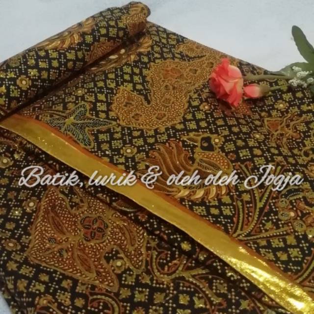 Jarik Batik Truntum mahkota SATUAN