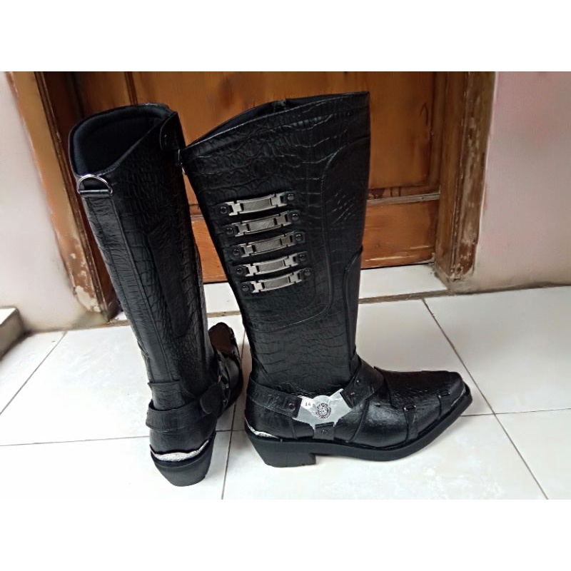 Sepatutunggangpolisidishub