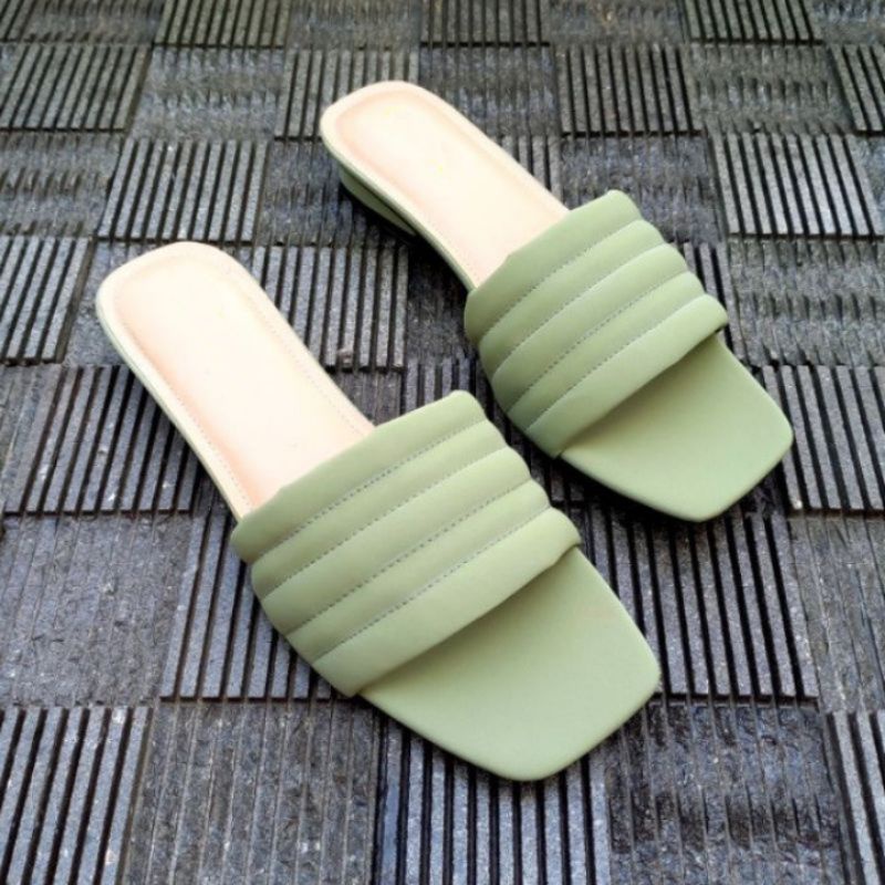 Sandal Wanita Remaja Yang Lagi Trending/Sandal Cewek Model Terbaru COD