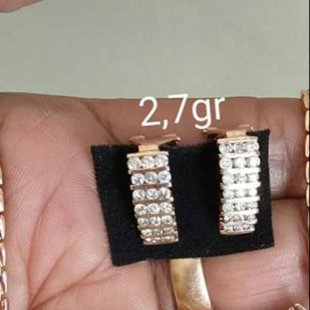 Berlian medan anting baris 3 jepit dan cincin ronyot