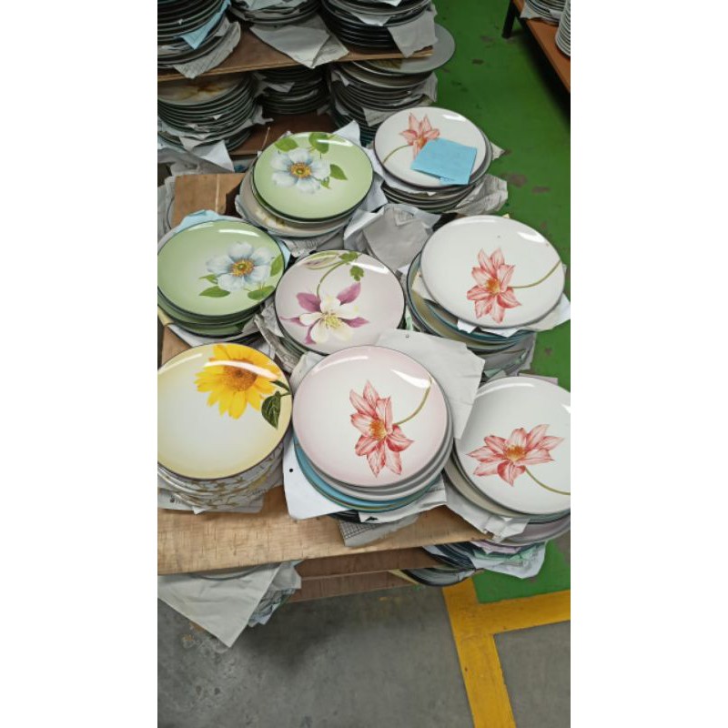 piring keramik motif bunga