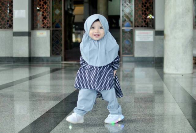 Hijab Baby Qia - Pinguin Set