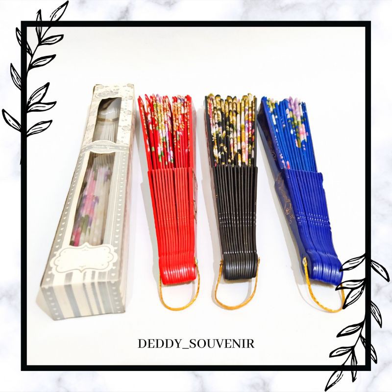 Souvenir Pernikahan Kipas Gliter Kemas Box Custom Nama