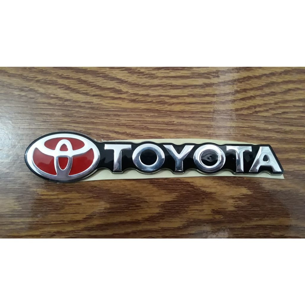 Emblem tulisan toyota