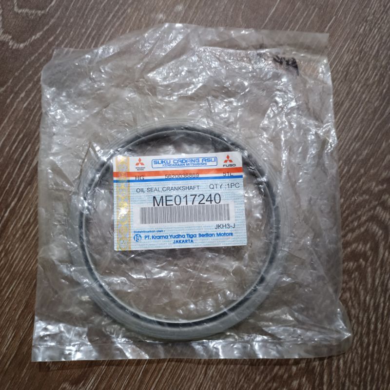 SEAL OLI SLINGER BELAKANG CANTER PS125 COLT DIESEL ME017240