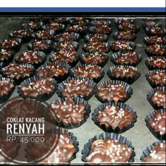 

coklat 1/2 kiloan /coklat springkel pelangi