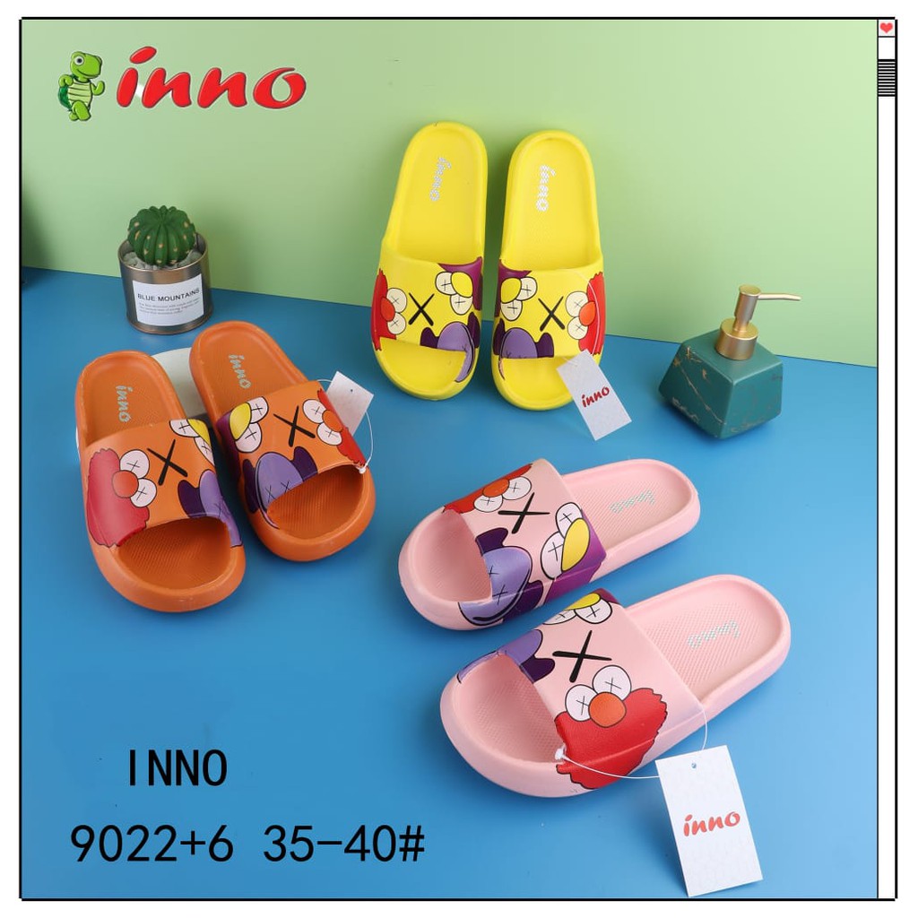 Sandal Slide PREMIUM ELMO KAWS X Sesame Street Slip On KOREA Bahan EVA Anti Slip Unisex 9022 (35-40)