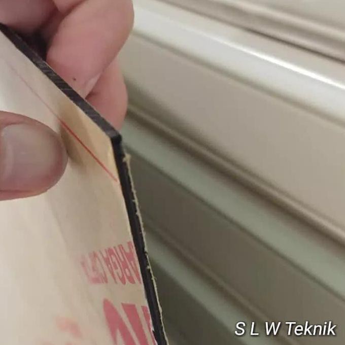 

Jual Acrylic Hitam 2Mm 30X30 Cm Akrilik Buru Order