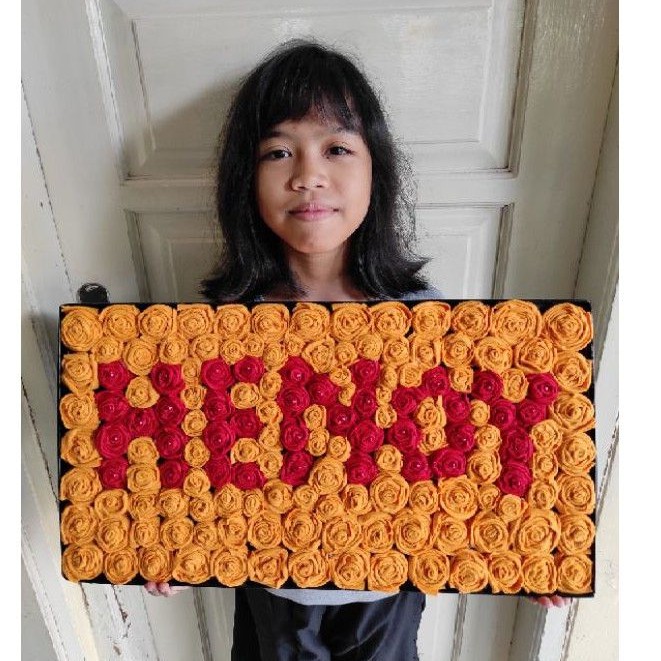 

surprise box bunga flanel custom nama