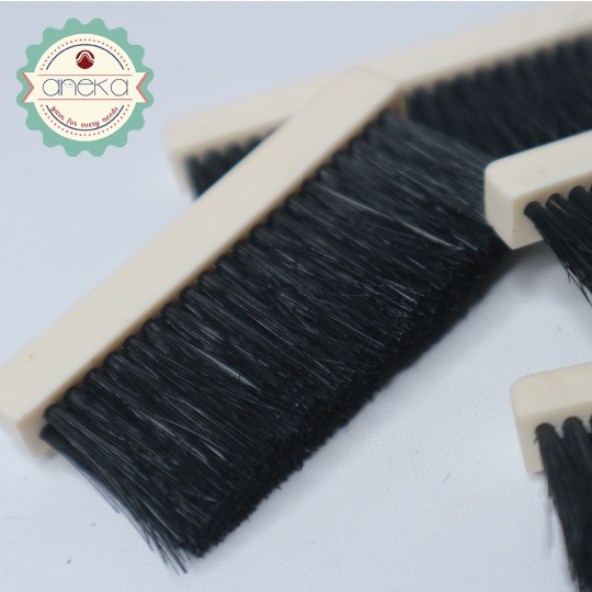 Sikat Mesin Rajut Plastik / Machine Brush Knit 5G ASLI