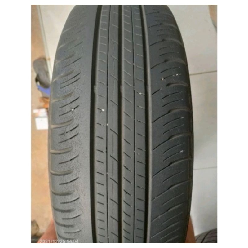 Ban Mobil Copotan Merek Dunlop Ukuran 185 70 R14 Second Tubles
