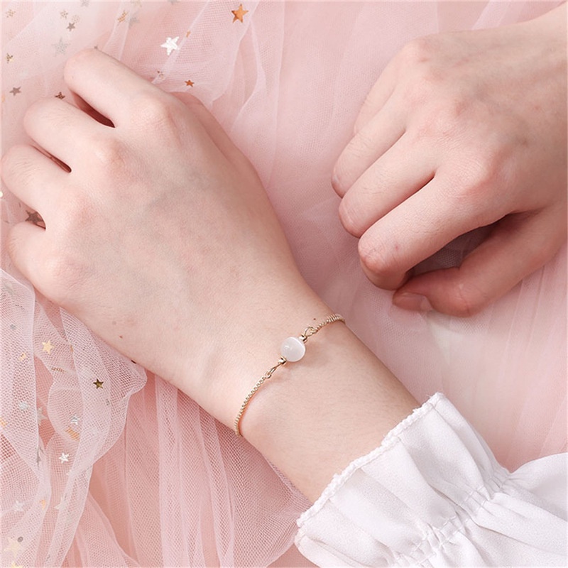 [ACKER] Manis Strawberry Moonstone Crystal Gelang Korea Tarik-keluar Gelang yang Dapat Disesuaikan untuk Wanita