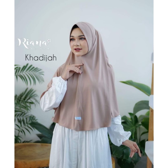 Hijab RIANA