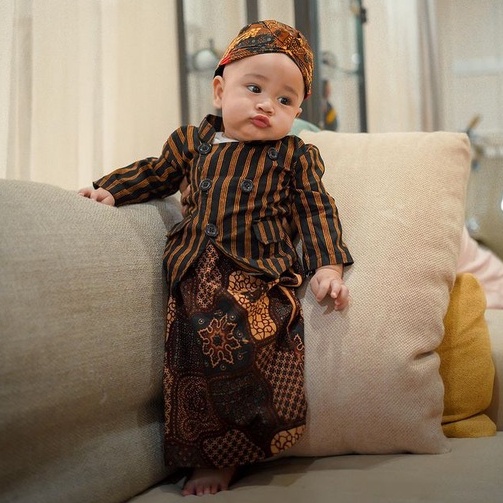 Beskap Lurik/Beskap Tedak Sinten/Beskap Dalang/Beskap Solo/Beskap Anak