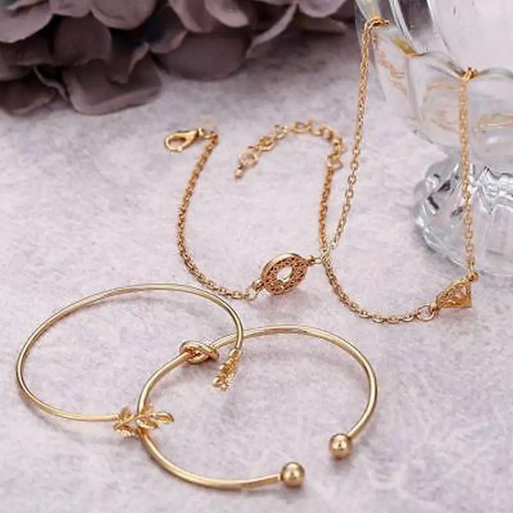 Gelang Wanita Korean Style Vintage 4 Pcs/SET (Harga 1 Set TERMURAH )