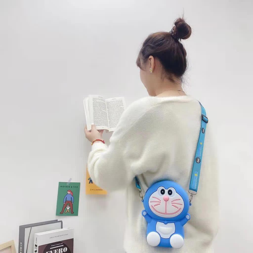 Tas Selempang Doraemon Lucu Import Bahan Silicone Premium