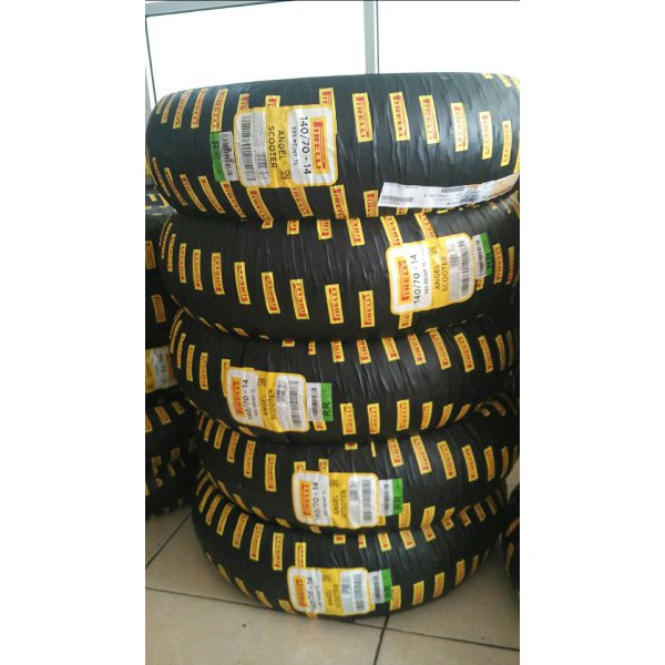 Ban Pirelli Angel Scooter Uk 140-70 ring 14