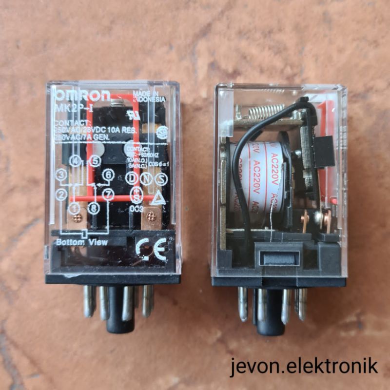 Relay Omron MK2P I 8 Pin 220 Volt Bulat