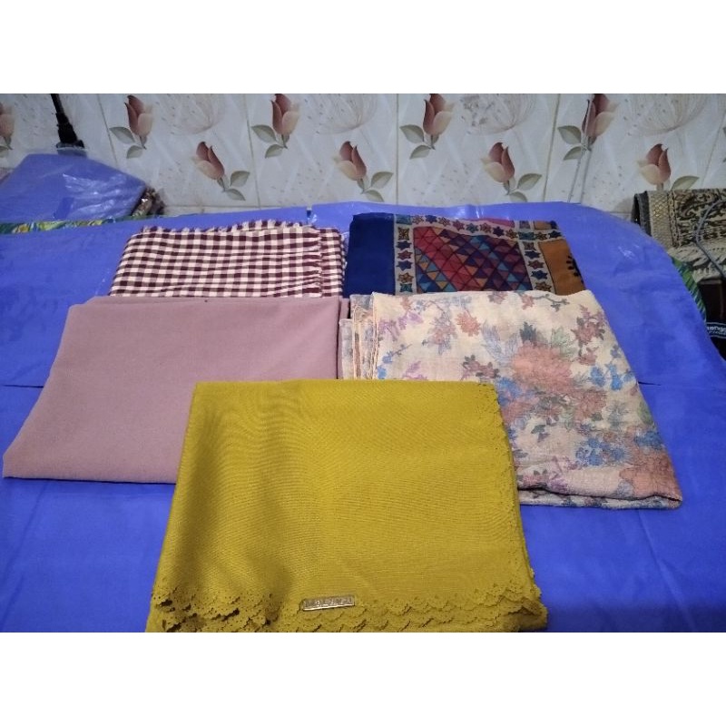 preloved hijab segi empat