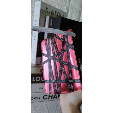 POUCH /Souvenir  MAKEUP