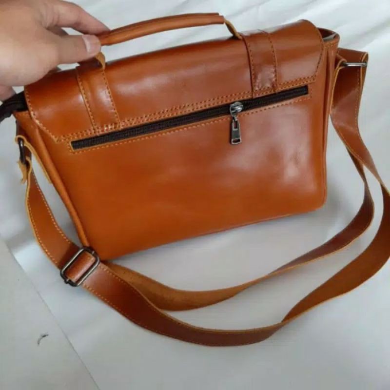 TAS KULIT GARUT PRIA WANITA TAS NOTEBOOK SELEMPANG BISA JINJING TAS KERJA TAS KULIT ASLI GARUT ORI