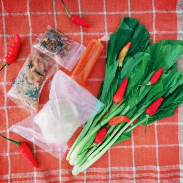 

Mie Harum Manis | Model Vegetarian Frozen Homemade Halal