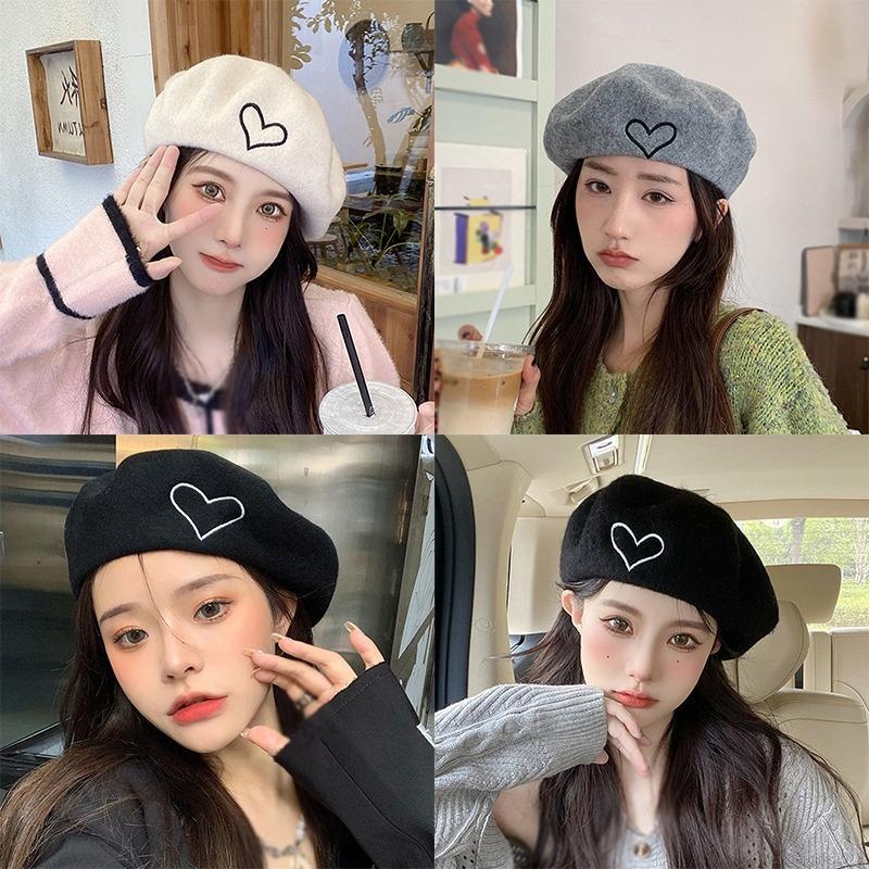 Topi Baret Bahan Wol Domba Tebal Tiga Dimensi Motif Bordir Hati Gaya Korea Untuk Wanita