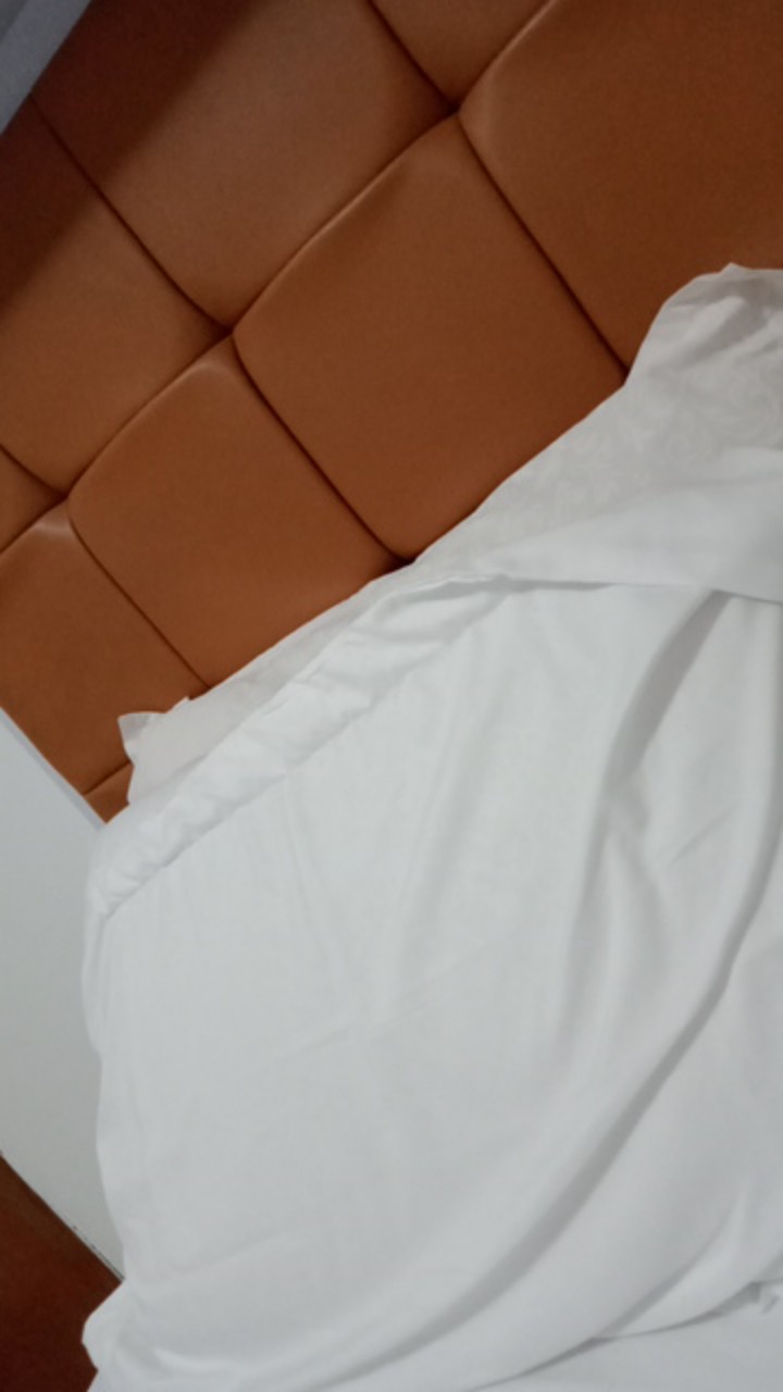 Sprei Polos Premium Vallery Quincy Uk. King (180x200x30) Dan Uk. Queen (160x200x30) Warna Terang