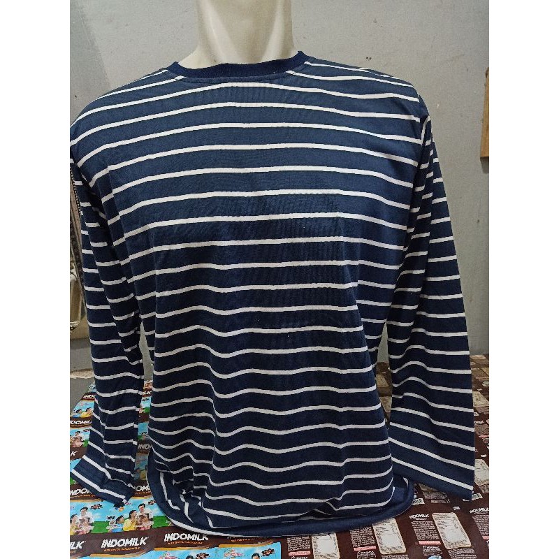 kaos stripe navy putih kecil lengan panjang