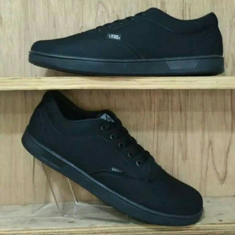 Sepatu Sneakers Pria Kerja Sekolah Casual Shoes Tali Authentic hitam polos | Sepatu Sekolah | Sepatu Kerja