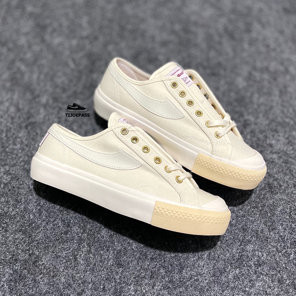 [ORIGINAL] SEPATU COMPASS GAZELLE LOW CREAM