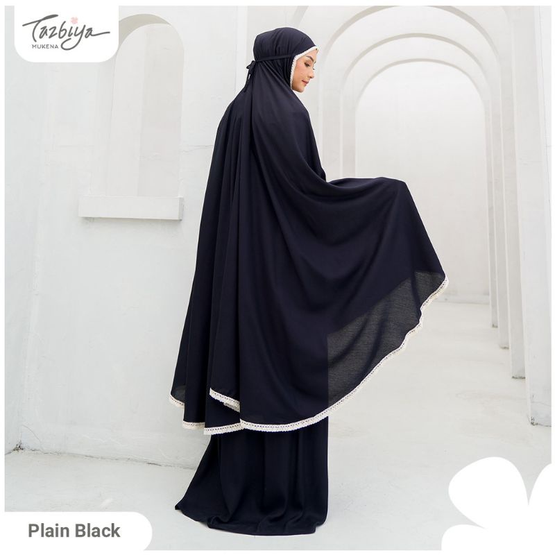 Mukena Tazbiya Plain Black Jumbo Dewasa Katun Rayon Adem Motif Cantik Treveling