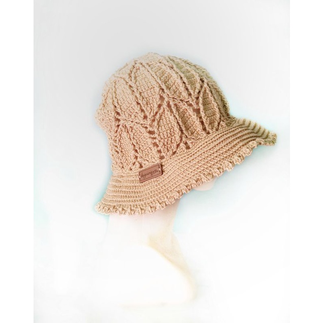 Topi rajut motif daun handmade