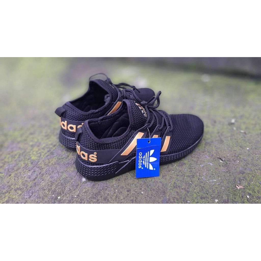 Sneakers Adidas Tubular Combinesion Import Made In  Vietnam, Sepatu Pria Termurah...