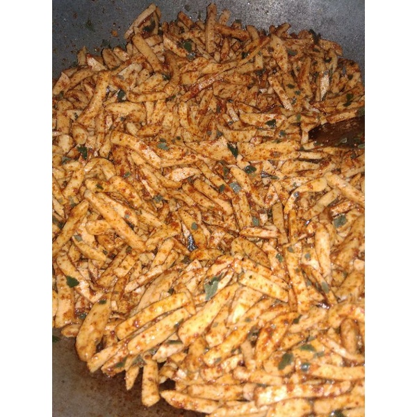 

(C2) BASRENG PEDAS DAUN JERUK 500 GR / BASRENG ORIGINAL DAUN JERUK / CEMILAN PEDAS / BASO GORENG