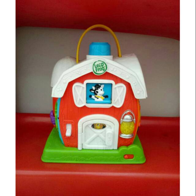 Leapfrog house