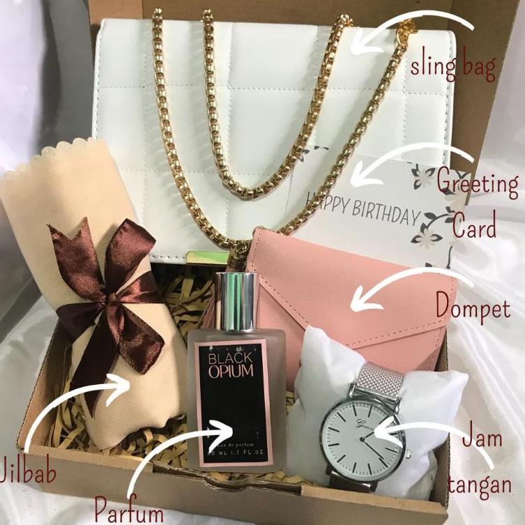 

Zgs44 [LUCIRA] PREMIUM HAMPERS CEWEK /KADO CEWEK / KADO PACAR/ANNIVERSARY !!